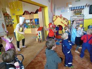 Karneval s Mirečkem a Leontýnkou